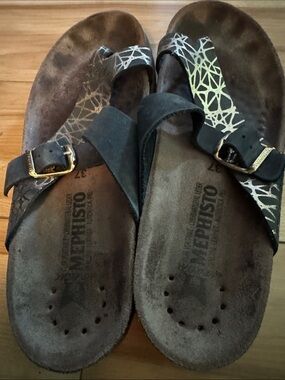 Mephisto Black/Gold Cork-Style Comfort Sandals